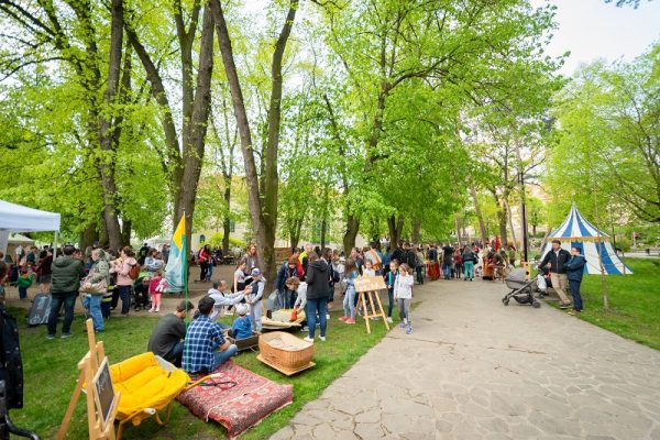 Evenimentele primăverii în Ținutul Conacelor